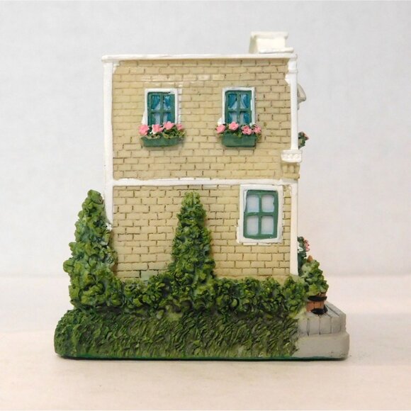 Liberty Falls Collection 1865 The New Claras Bakery 2001 AH230 Hand Painted - Picture 4 of 9